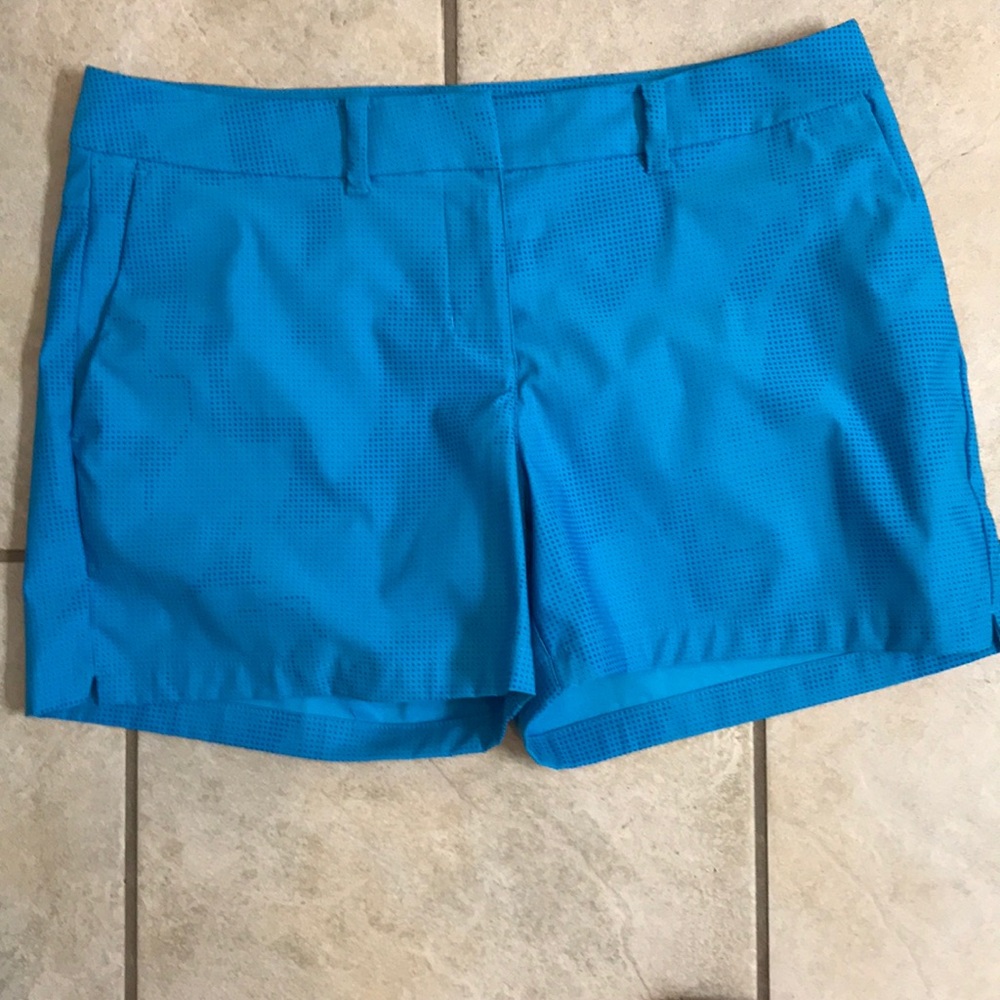 Nike shorts with pockets. Size 8 (M) NWOT